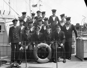 June 6, 1945, Q058 ship's company. Library and Archives Canada/ PA-184561