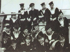 q072-bell1 May 1945, Crew of ML Q072. Kevin Joynt collection.