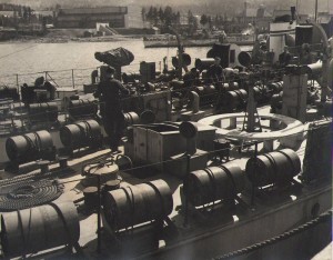 Royal Canadian Navy collection (F 806).
